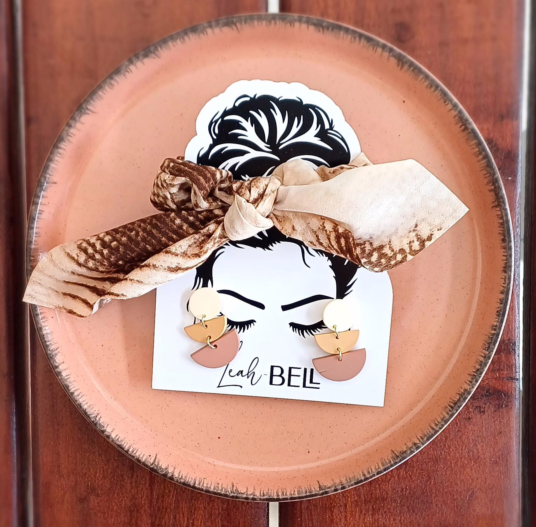 Hair Scrunchies/Bow with matching Stud Earrings - Image 13