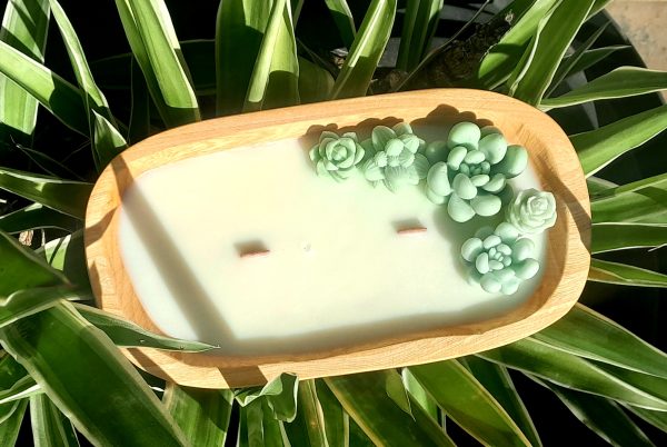 Hand carved wooden bowl with soy wax candle 500ml/600ml